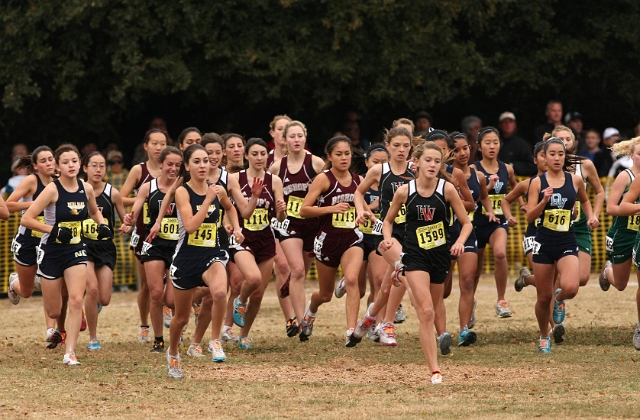 2009 CIF XC Girls D4-001.JPG - 2009 California CIF Cross Country Championships, Woodward Park, Fresno, California